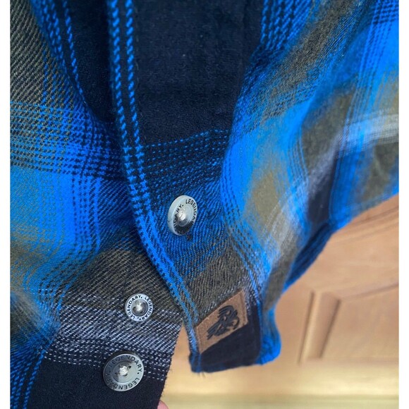 Legendary Whitetails Flannel Shirt With Corduroy Detail Plaid Size Men's XL - Picture 11 of 11